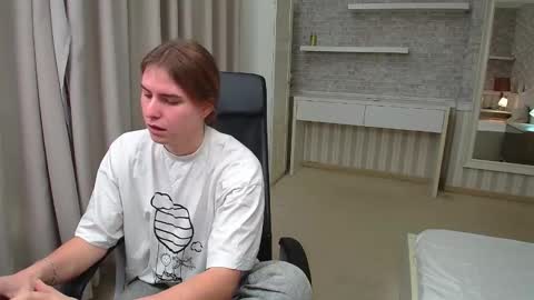 OscarGriffin online show from February 5, 2025, 6:13 am