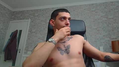 OscarGriffin online show from February 12, 2025, 9:31 am