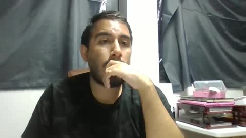 oscaryn_martell online show from December 8, 2024, 9:02 am