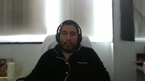 oscaryn_martell online show from September 21, 2025, 3:57 pm