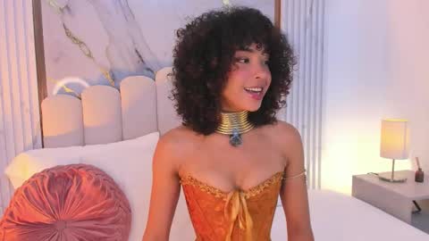 Snapshot of oshun_25 chatting on October 2, 2025, 12:23 pm Oshun online show from October 2, 2025, 12:23 pm