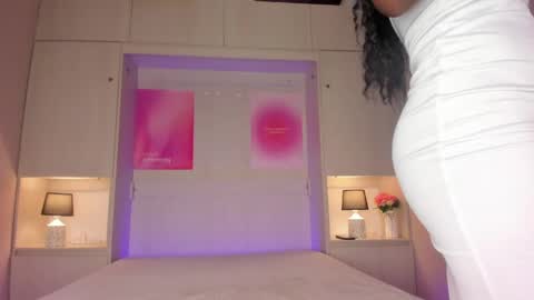 Snapshot of oshun_444 chatting on May 5, 2026, 12:13 pm oshun_444 online show from May 5, 2026, 12:13 pm