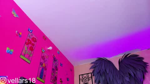 Snapshot of osiris_doll chatting on December 28, 2024, 8:25 pm vella online show from December 28, 2024, 8:25 pm