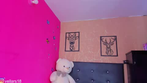 Snapshot of osiris_doll chatting on September 21, 2025, 9:16 pm vella online show from September 21, 2025, 9:16 pm