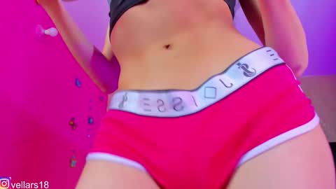 Snapshot of osiris_doll chatting on October 20, 2025, 7:47 pm vella online show from October 20, 2025, 7:47 pm