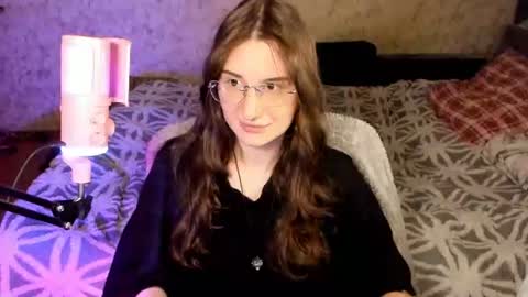 Leliana online show from August 6, 2026, 10:55 pm