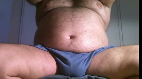 Snapshot of osolicencioso chatting on April 11, 2026, 5:45 am Oso Licencioso online show from April 11, 2026, 5:45 am