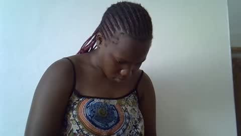 Snapshot of osoprettyebony chatting on October 26, 2025, 12:33 pm osoprettyebony online show from October 26, 2025, 12:33 pm