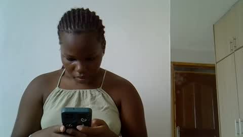 Snapshot of osoprettyebony chatting on October 29, 2025, 12:29 pm osoprettyebony online show from October 29, 2025, 12:29 pm