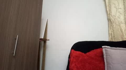 Snapshot of osornomaria268 chatting on October 11, 2025, 10:14 am Paulina online show from October 11, 2025, 10:14 am