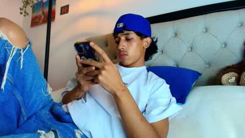 Snapshot of ostin_18hot chatting on March 28, 2026, 6:35 am ostin 18hot online show from March 28, 2026, 6:35 am