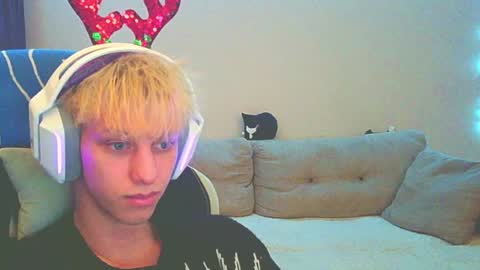 Ostin online show from December 13, 2024, 1:12 pm