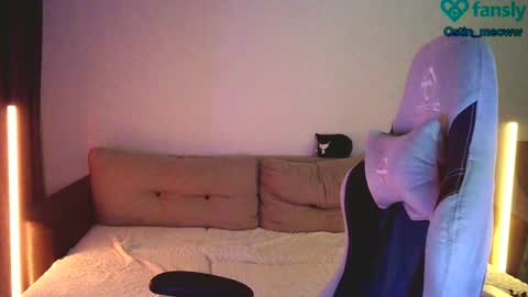 Ostin online show from February 24, 2025, 1:21 pm