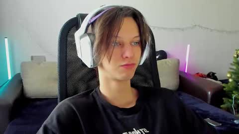 Ostin online show from January 8, 2026, 6:16 am