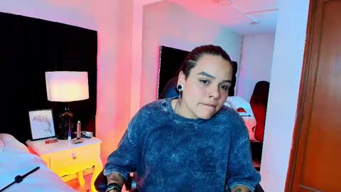 otanny online show from October 3, 2025, 1:35 am
