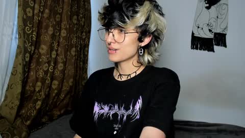 Snapshot of ottoyan_ chatting on December 10, 2024, 10:16 pm Otto 3 online show from December 10, 2024, 10:16 pm
