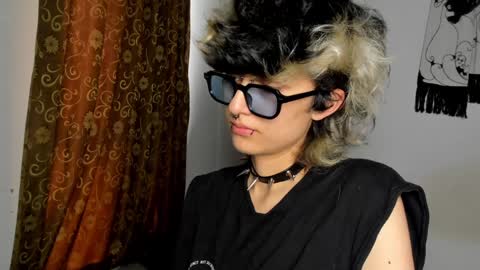 Snapshot of ottoyan_ chatting on December 13, 2024, 10:02 pm Otto 3 online show from December 13, 2024, 10:02 pm