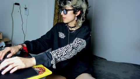 Snapshot of ottoyan_ chatting on December 17, 2024, 9:07 am Otto 3 online show from December 17, 2024, 9:07 am