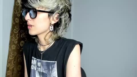 Snapshot of ottoyan_ chatting on December 28, 2024, 7:00 am Otto 3 online show from December 28, 2024, 7:00 am