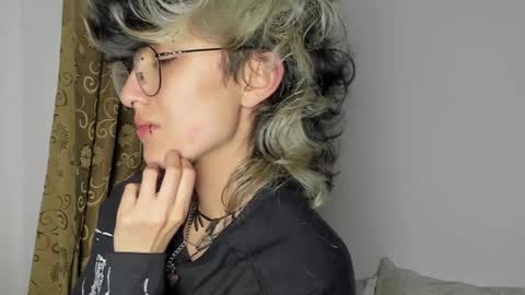 Snapshot of ottoyan_ chatting on January 21, 2025, 9:03 am Otto 3 online show from January 21, 2025, 9:03 am