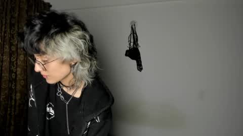 Snapshot of ottoyan_ chatting on February 21, 2025, 6:07 am Otto 3 online show from February 21, 2025, 6:07 am