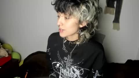 Snapshot of ottoyan_ chatting on March 11, 2025, 6:53 am Otto 3 online show from March 11, 2025, 6:53 am