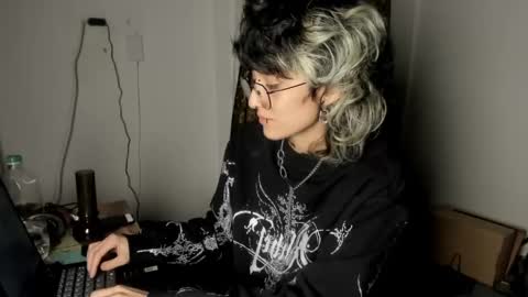Snapshot of ottoyan_ chatting on March 12, 2025, 5:57 am Otto 3 online show from March 12, 2025, 5:57 am