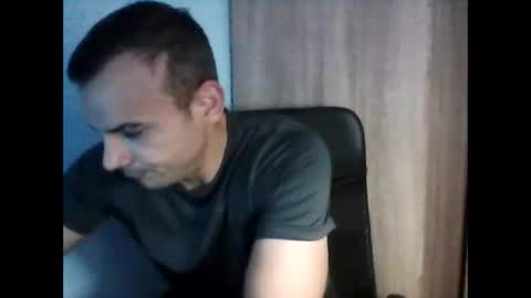 ovidiux91 online show from September 29, 2025, 9:36 am