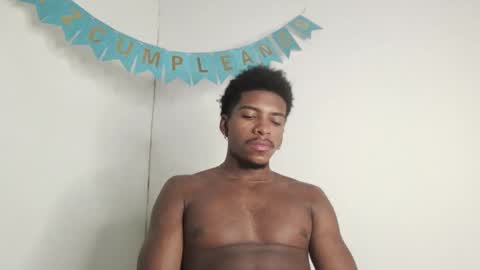 Snapshot of owen_222 chatting on March 12, 2026, 1:01 am Owen online show from March 12, 2026, 1:01 am