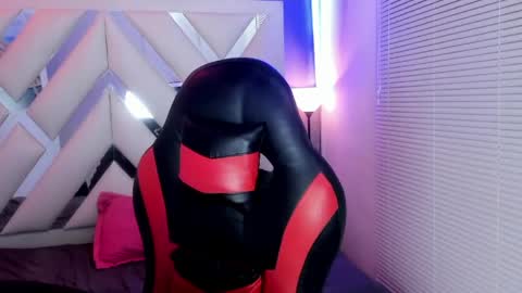 Snapshot of owen_blaze3 chatting on June 1, 2026, 3:19 am owen blaze online show from June 1, 2026, 3:19 am