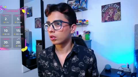 Owen  Independent model  online show from March 26, 2026, 9:15 am