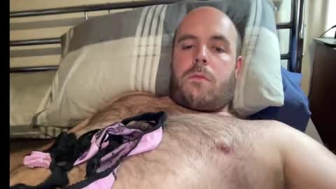 Snapshot of owenfn2 chatting on March 5, 2025, 5:50 pm Owen2022 online show from March 5, 2025, 5:50 pm