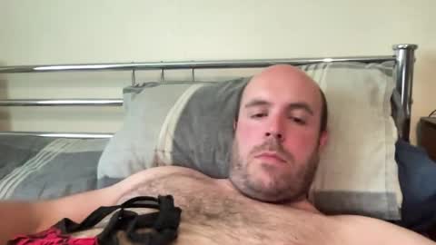 Owen2022 online show from April 26, 2026, 1:42 pm