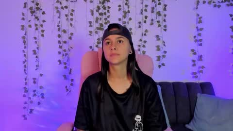 Snapshot of owenfoxx1 chatting on February 18, 2026, 1:51 pm Owen foxx online show from February 18, 2026, 1:51 pm