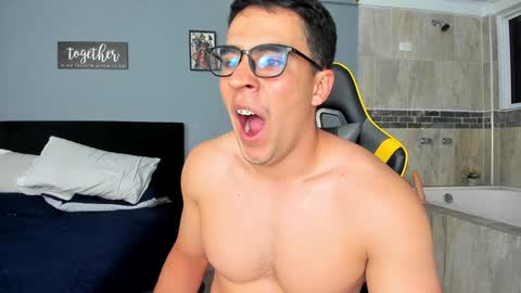 Owen online show from January 19, 2025, 3:18 am