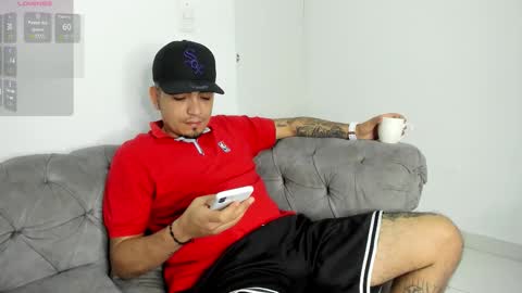 Snapshot of owensttone chatting on September 15, 2025, 3:39 am O W E N - S T O N E online show from September 15, 2025, 3:39 am