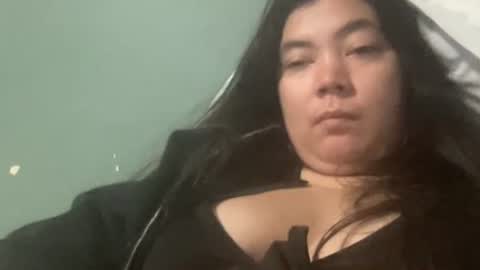 Snapshot of oxovickyoxo chatting on October 15, 2025, 2:06 pm oxovickyoxo online show from October 15, 2025, 2:06 pm