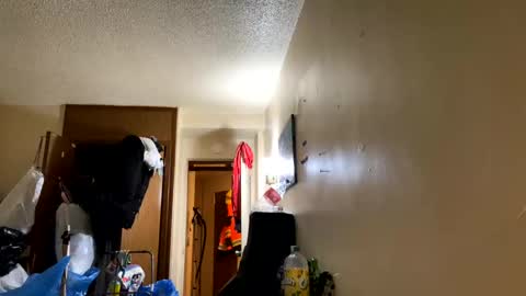 Snapshot of oyeblancki chatting on December 30, 2024, 12:43 am CoCreatorBlancki online show from December 30, 2024, 12:43 am