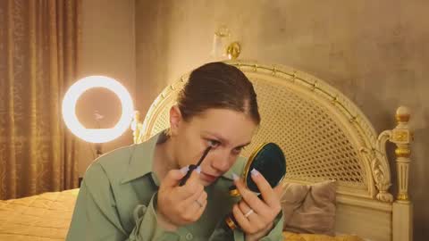 Call me Gabriela online show from February 6, 2026, 3:33 am