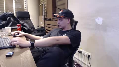 ozilla0699 online show from January 12, 2025, 12:18 am