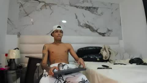 ozuna_hot_ online show from July 2, 2026, 11:38 am