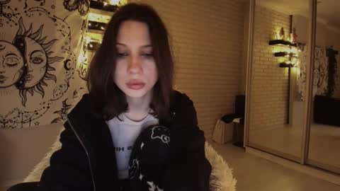 Alice online show from December 21, 2024, 11:13 pm