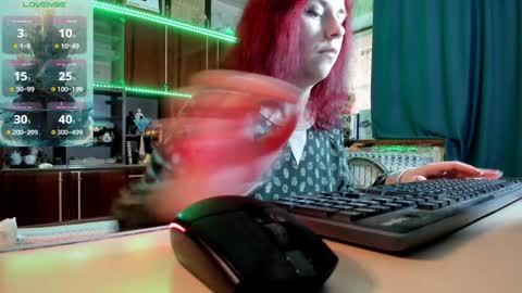 Ella online show from December 23, 2024, 1:13 pm