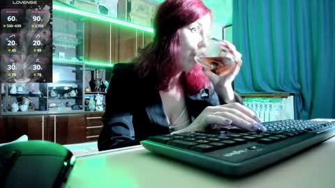 Ella online show from January 1, 2025, 3:46 pm