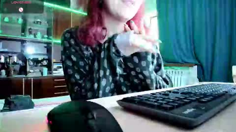 Ella online show from February 15, 2025, 6:12 am