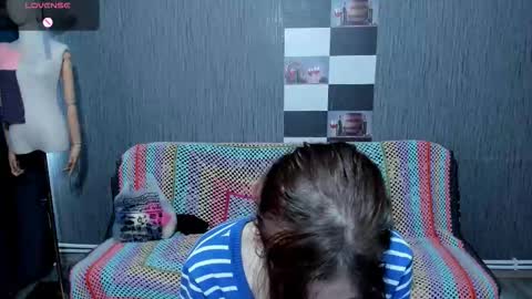 Ella online show from September 25, 2025, 7:45 am