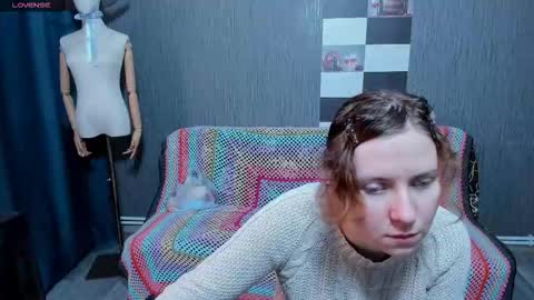 Ella online show from October 16, 2025, 7:20 am