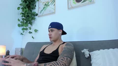 Javi    online show from February 4, 2026, 1:17 pm