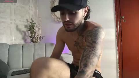 Snapshot of pablo_veleez chatting on July 3, 2026, 9:43 pm pablo_veleez online show from July 3, 2026, 9:43 pm