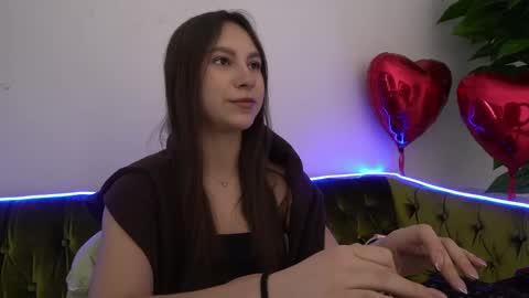 Paige online show from February 18, 2025, 6:37 am